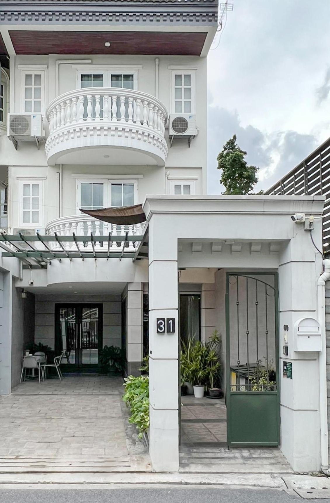 Neveu Premier Residence : Ratchada Μπανγκόκ Εξωτερικό φωτογραφία
